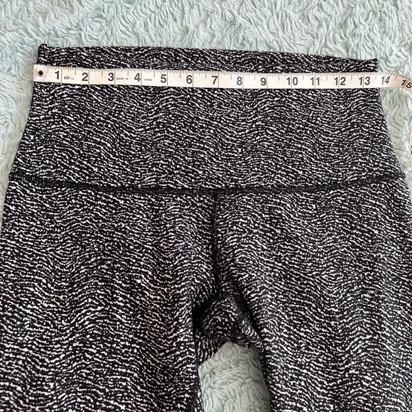 Lululemon Wunder Under Pant (Hi-Rise) (Laser Cut) - Picture 7 of 12